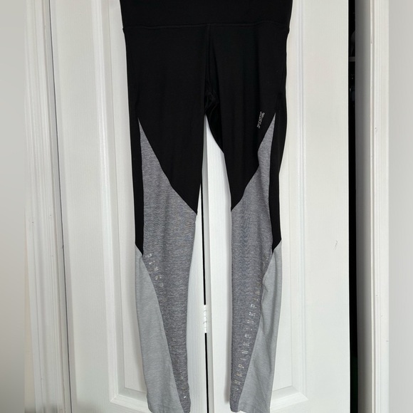 Victoria’s Secret PINK - Super Soft Metallic Iridescent Legging in size S - Picture 1 of 7